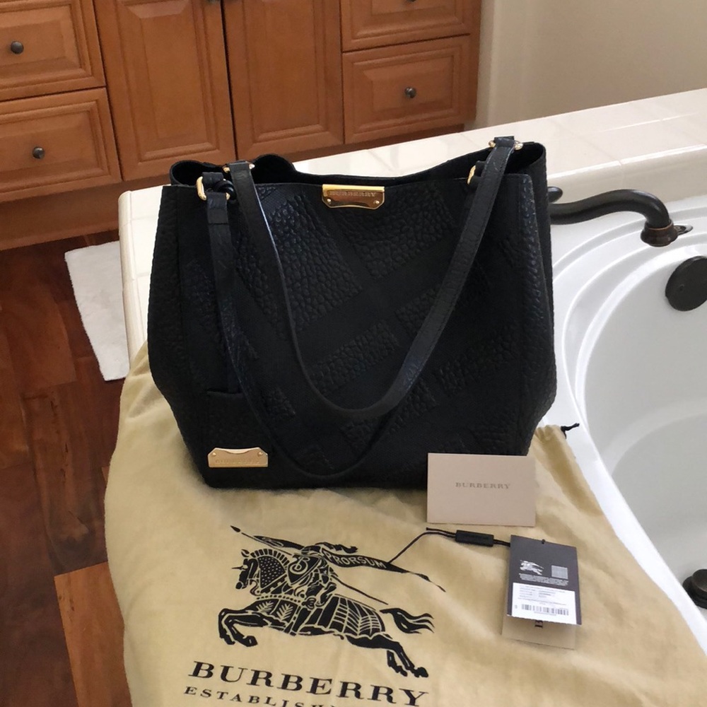 Authentic Burberry black leather purse
